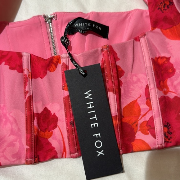 White Fox Moment To Remember Crop & shorts set: Raspberry Rouge NWT - Picture 10 of 10